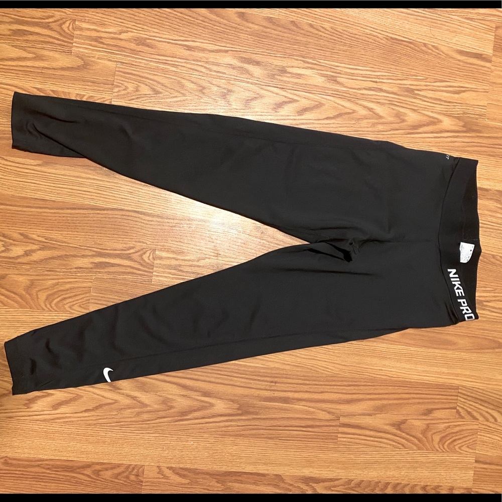 Nike pro dry fit women’s leggings